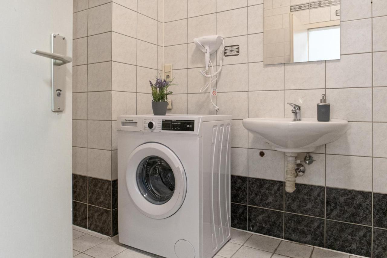 Spacious 2br Apt.-near Wiener Stadthalle Wien