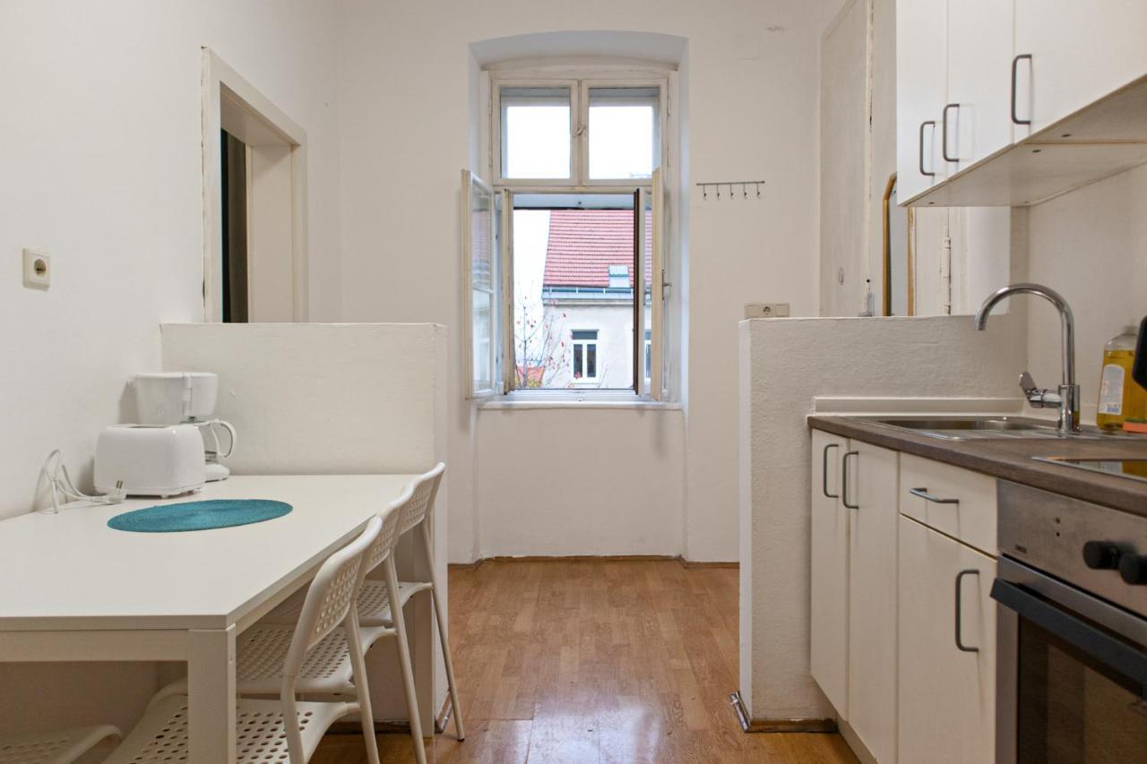 Spacious 2br Apt.-near Wiener Stadthalle Wien